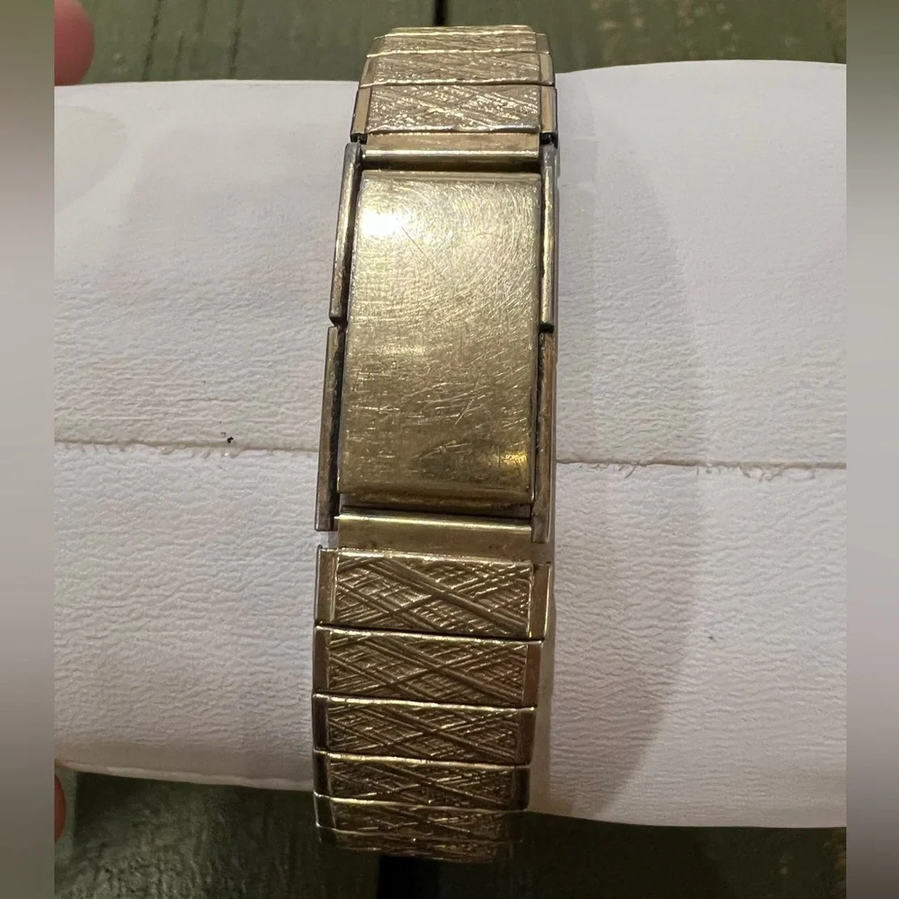 Vintage Elgin Self-Winding Shockmaster Gold Men's Watch
